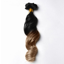 https://image.markethairextensions.ca/hair_images/Ombre_Clip_In_Wavy_1_10_Product.jpg