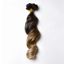 https://image.markethairextensions.ca/hair_images/Ombre_Clip_In_Wavy_2_14_Product.jpg