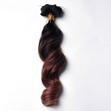 https://image.markethairextensions.ca/hair_images/Ombre_Clip_In_Wavy_2_443_Product.jpg